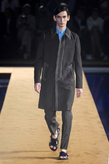 Fotoservizio/SS 2015/MEN/PRADA/DP1/2