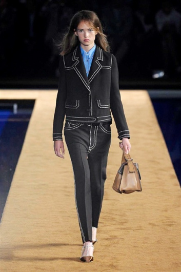 Fotoservizio/SS 2015/MEN/PRADA/DP1/5