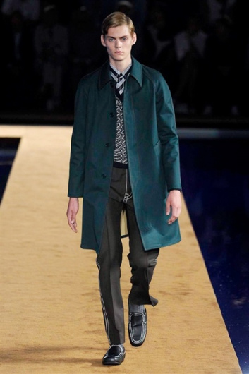 Fotoservizio/SS 2015/MEN/PRADA/DP1/28