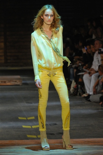 Fotoservizio/SS 2012/WOMEN/JUST CAVALLI/1