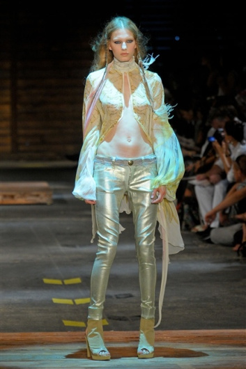 Fotoservizio/SS 2012/WOMEN/JUST CAVALLI/3