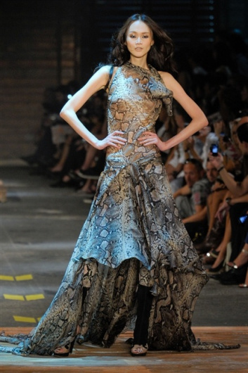 Fotoservizio/SS 2012/WOMEN/JUST CAVALLI/26