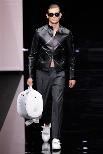 Fotoservizio/SS 2015/MEN/EMPORIO ARMANI/DP1/38
