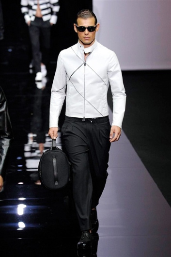 Fotoservizio/SS 2015/MEN/EMPORIO ARMANI/DP1/39
