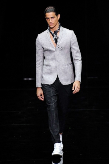 Fotoservizio/SS 2015/MEN/EMPORIO ARMANI/DP1/43