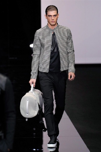 Fotoservizio/SS 2015/MEN/EMPORIO ARMANI/DP1/45