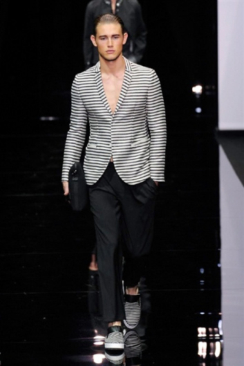Fotoservizio/SS 2015/MEN/EMPORIO ARMANI/DP1/48