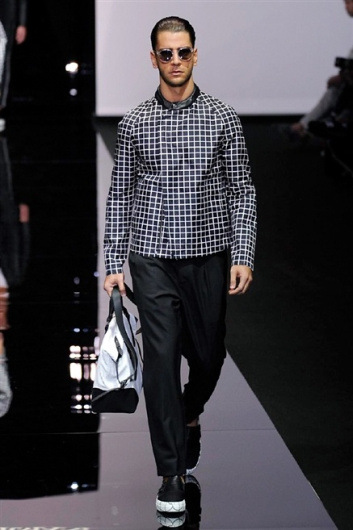 Fotoservizio/SS 2015/MEN/EMPORIO ARMANI/DP1/51