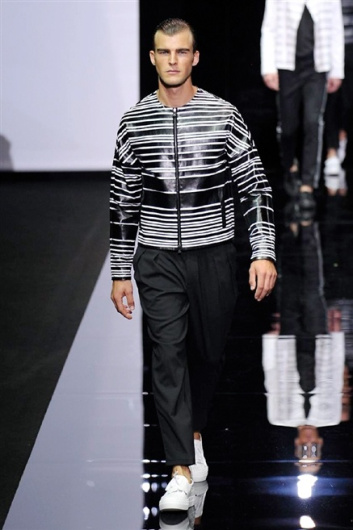 Fotoservizio/SS 2015/MEN/EMPORIO ARMANI/DP1/54
