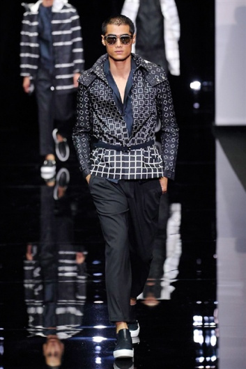 Fotoservizio/SS 2015/MEN/EMPORIO ARMANI/DP1/59