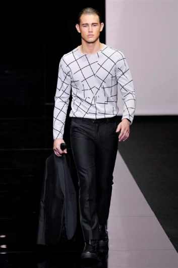 Fotoservizio/SS 2015/MEN/EMPORIO ARMANI/DP1/1