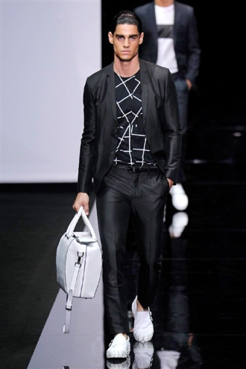 Fotoservizio/SS 2015/MEN/EMPORIO ARMANI/DP1/3