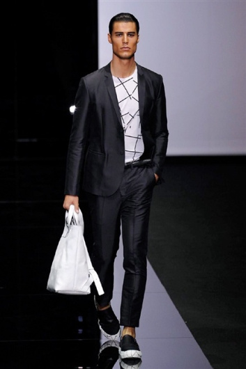 Fotoservizio/SS 2015/MEN/EMPORIO ARMANI/DP1/4