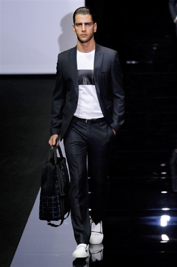 Fotoservizio/SS 2015/MEN/EMPORIO ARMANI/DP1/5