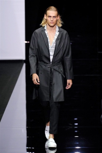 Fotoservizio/SS 2015/MEN/EMPORIO ARMANI/DP1/10