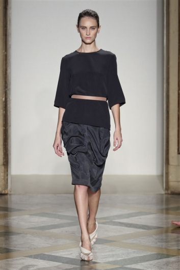 Fotoservizio/SS 2012/WOMEN/SILVIO BETTERELLI/2