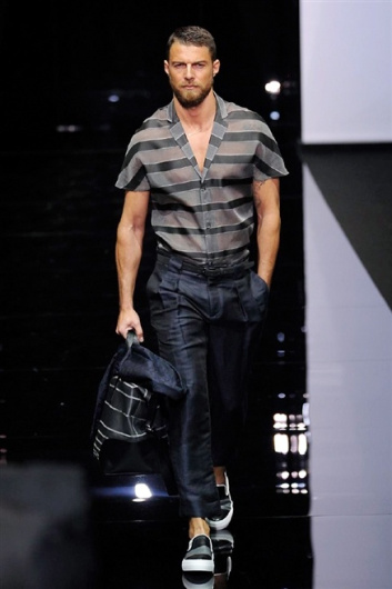 Fotoservizio/SS 2015/MEN/EMPORIO ARMANI/DP1/72