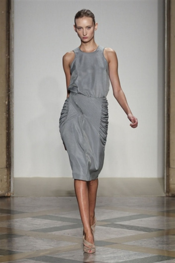 Fotoservizio/SS 2012/WOMEN/SILVIO BETTERELLI/22