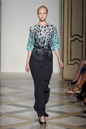 Fotoservizio/SS 2012/WOMEN/SILVIO BETTERELLI/16