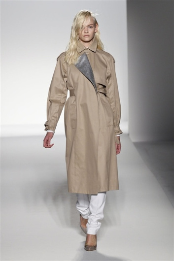 Fotoservizio/SS 2012/WOMEN/SPORTMAX/1