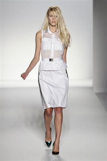 Fotoservizio/SS 2012/WOMEN/SPORTMAX/6