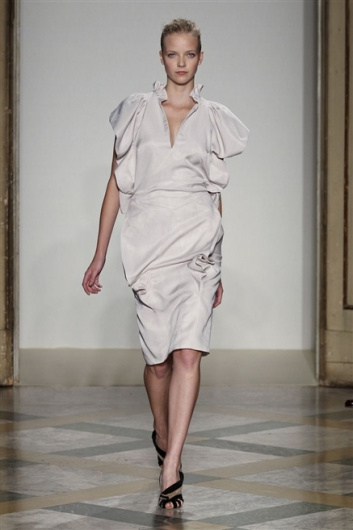 Fotoservizio/SS 2012/WOMEN/SILVIO BETTERELLI/25
