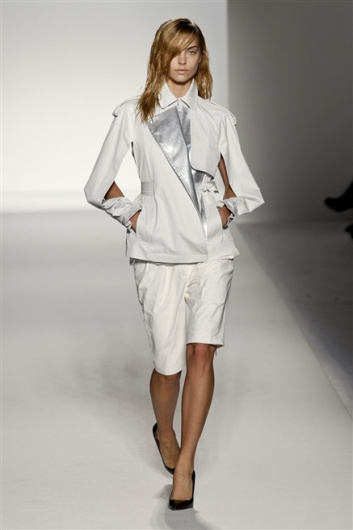 Fotoservizio/SS 2012/WOMEN/SPORTMAX/11
