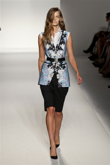 Fotoservizio/SS 2012/WOMEN/SPORTMAX/12