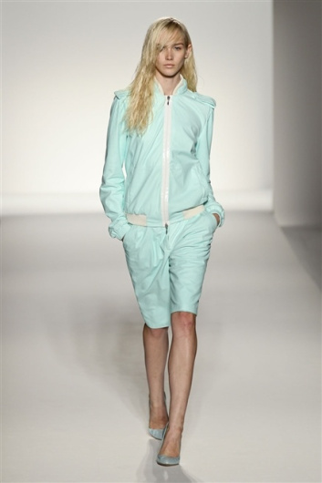 Fotoservizio/SS 2012/WOMEN/SPORTMAX/8