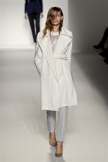 Fotoservizio/SS 2012/WOMEN/SPORTMAX/17