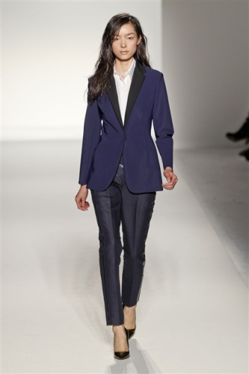 Fotoservizio/SS 2012/WOMEN/SPORTMAX/18