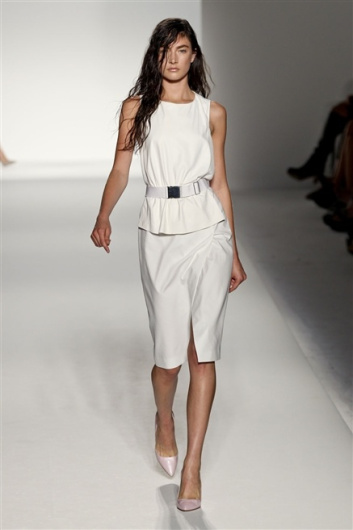 Fotoservizio/SS 2012/WOMEN/SPORTMAX/19
