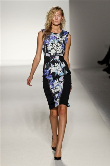 Fotoservizio/SS 2012/WOMEN/SPORTMAX/27