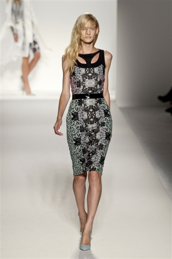 Fotoservizio/SS 2012/WOMEN/SPORTMAX/29