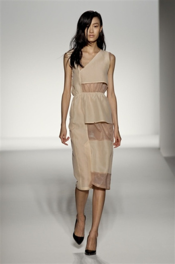 Fotoservizio/SS 2012/WOMEN/SPORTMAX/41