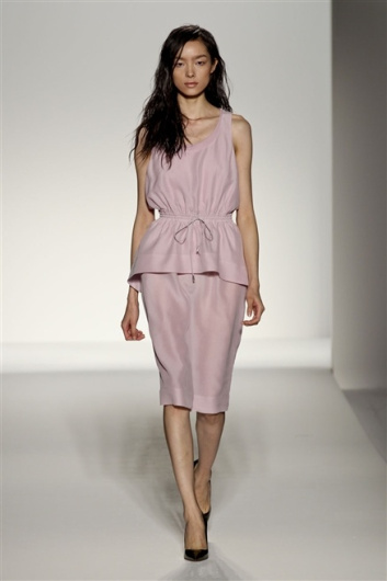 Fotoservizio/SS 2012/WOMEN/SPORTMAX/40