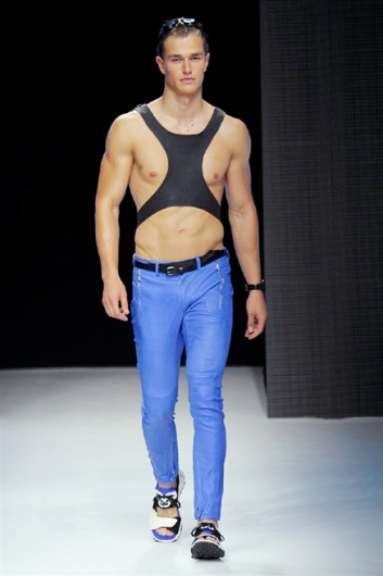Fotoservizio/SS 2015/MEN/DIRK BIKKEMBERGS/DP1/4
