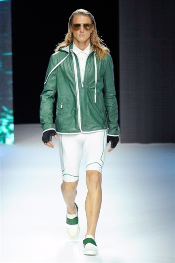 Fotoservizio/SS 2015/MEN/DIRK BIKKEMBERGS/DP1/18