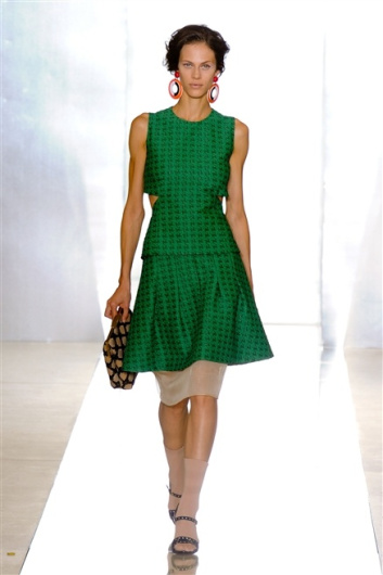 Fotoservizio/SS 2012/WOMEN/MARNI/17