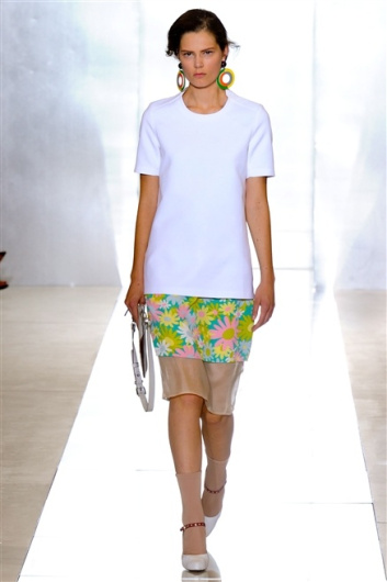 Fotoservizio/SS 2012/WOMEN/MARNI/8