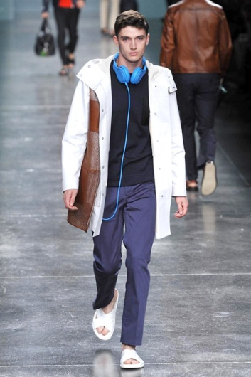 Fotoservizio/SS 2015/MEN/FENDI/DP1/3