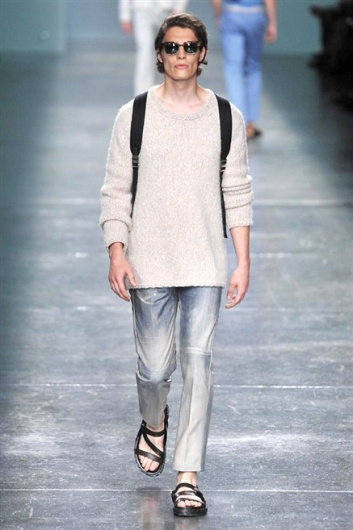 Fotoservizio/SS 2015/MEN/FENDI/DP1/8