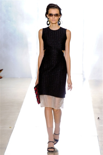 Fotoservizio/SS 2012/WOMEN/MARNI/18