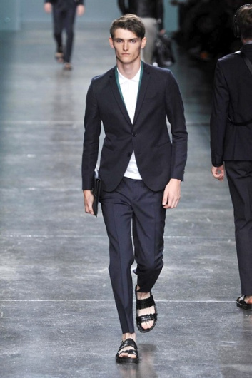 Fotoservizio/SS 2015/MEN/FENDI/DP1/39