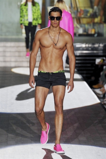Fotoservizio/SS 2015/MEN/DSQUARED2/DP1/22