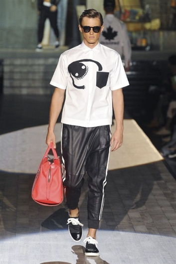 Fotoservizio/SS 2015/MEN/DSQUARED2/DP1/32