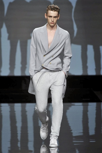 Fotoservizio/SS 2015/MEN/ERMANNO SCERVINO/DP1/0