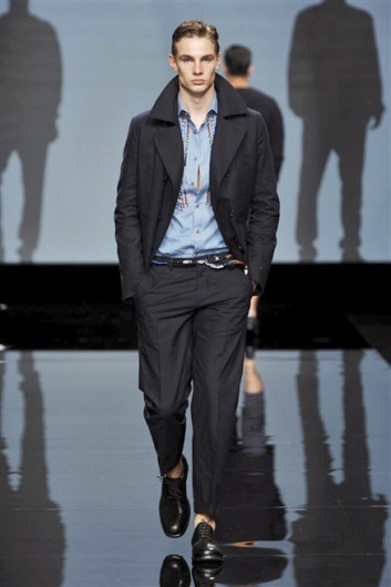 Fotoservizio/SS 2015/MEN/ERMANNO SCERVINO/DP1/17