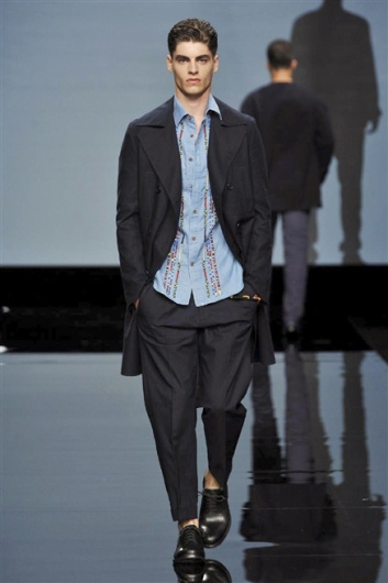 Fotoservizio/SS 2015/MEN/ERMANNO SCERVINO/DP1/18