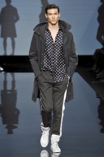 Fotoservizio/SS 2015/MEN/ERMANNO SCERVINO/DP1/28